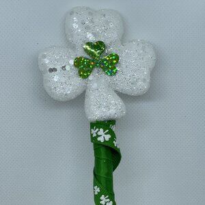 White St. Patrick's Day Styrofoam Shamrock Writing Pen (StP2)